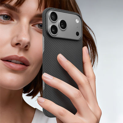 아이폰 17 프로 맥스용 금속 프레임과 맞춤형 아라미드 탄소 섬유 모바일 커버