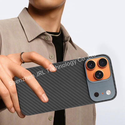 아이폰 17 프로에 맞춤형 금속 프레임 울트라 얇은 아라미드 탄소 섬유 모바일 커버