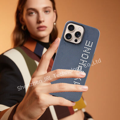 아이폰 17 Pro용 야광 초경량 아라미드 탄소 섬유 모바일 커버